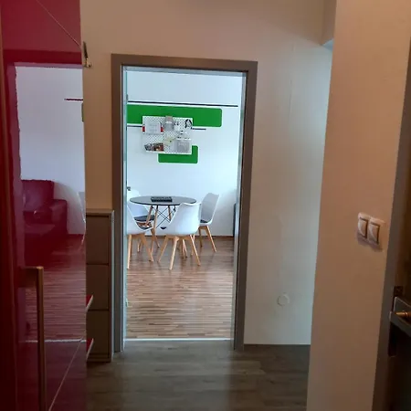 Utulny Nedaleko Centra
