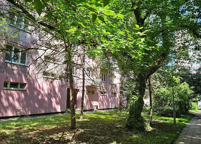 Utulny Nedaleko Centra